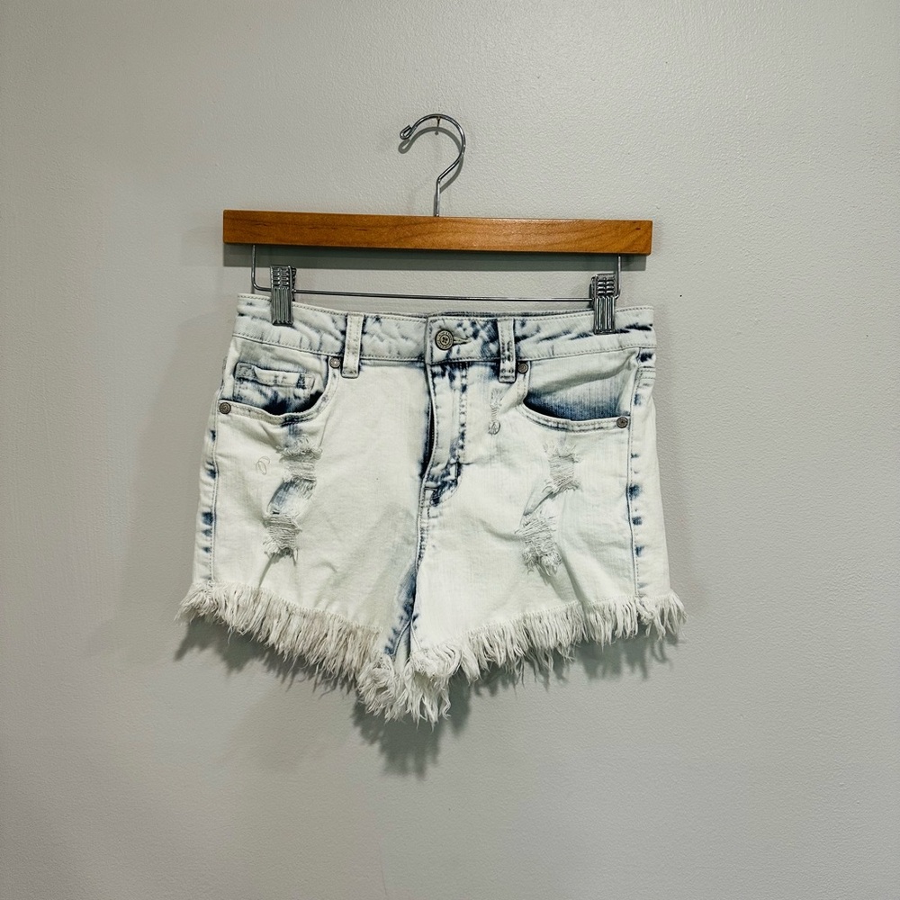 Blue Denim High-Waisted  Shorts with Raw Hem